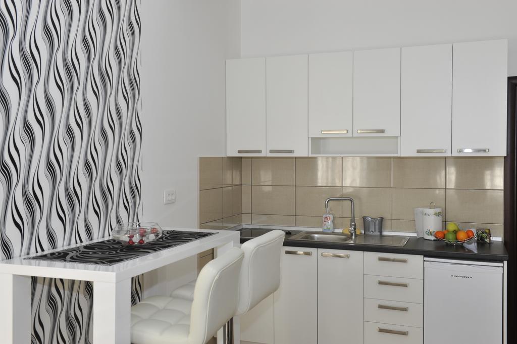 Apartment Jovana Nikšić Стая снимка